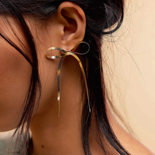 SAVALTA | Bow Earrings
